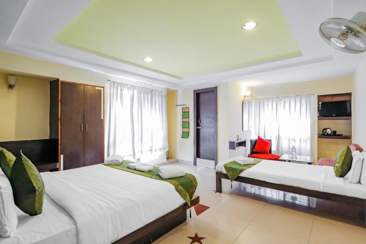 Treebo Trend Paradise, Indore Hotel Exterior foto