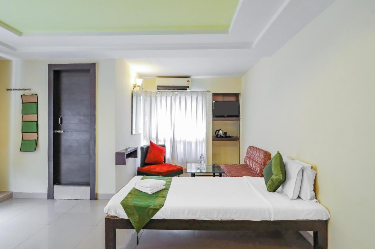 Treebo Trend Paradise, Indore Hotel Exterior foto