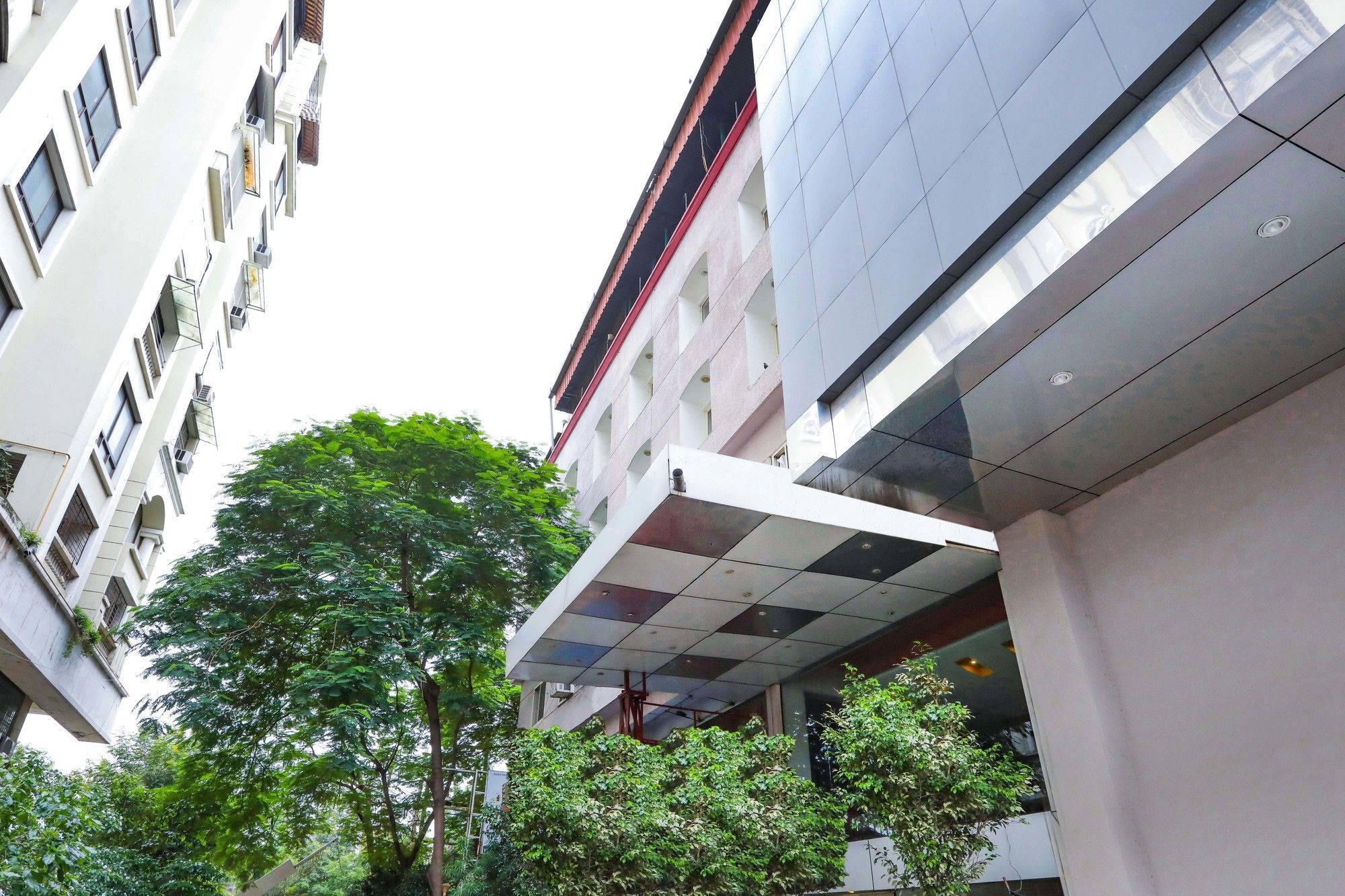 Treebo Trend Paradise, Indore Hotel Exterior foto
